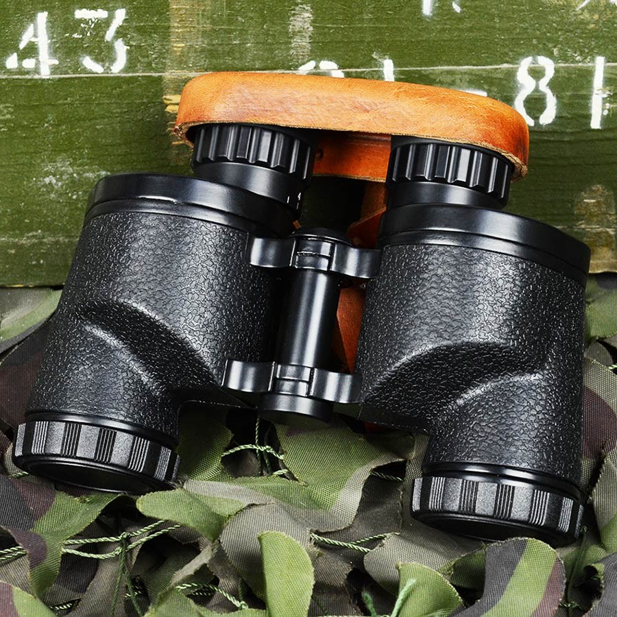 昆明正品：新款62式望远镜，8×30，双筒测距高清防水体积小巧